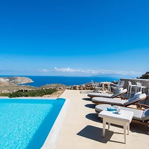 Amallini Complex Super Paradise Beach (Mykonos)